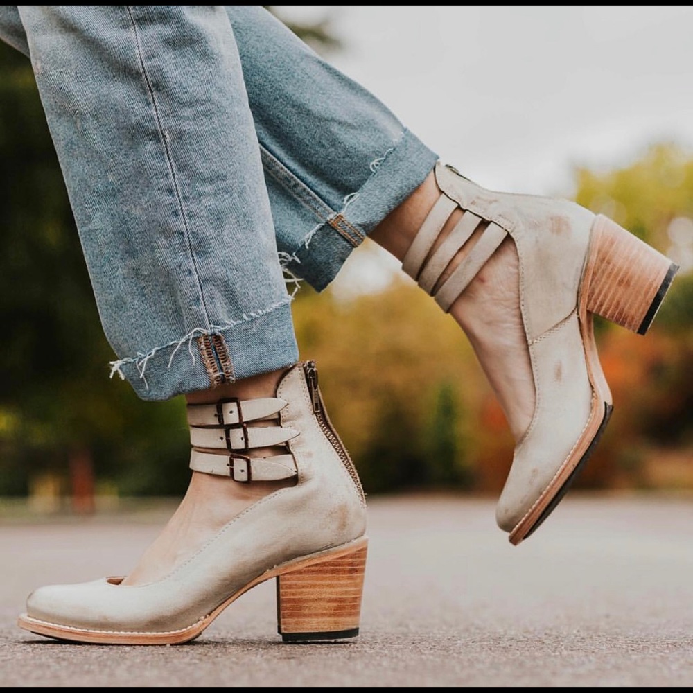 Freebird RANDI ankle heels